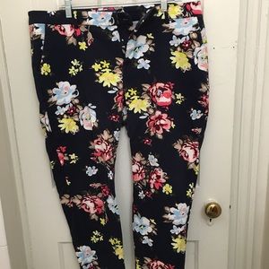 Old Navy Floral Mid-Rise Harper Pants (16 regular)